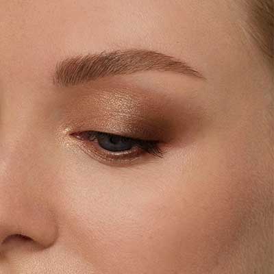 how eyeshadow sticks are changing eyeshadow applications